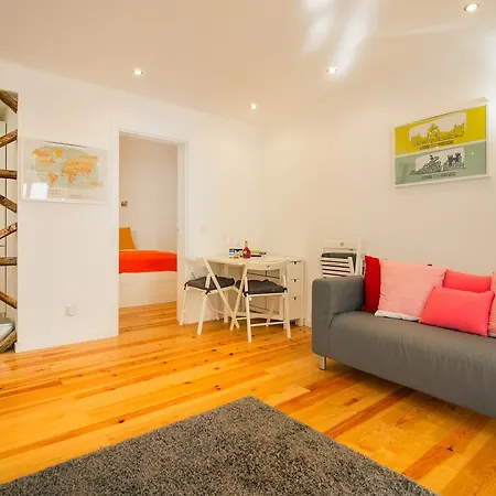 Bica Historical Tram