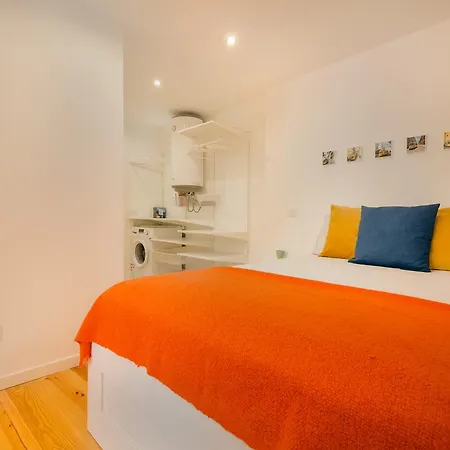 Bica Historical Tram Lisbon